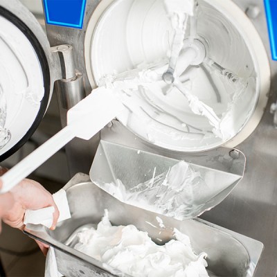 fabrication yaourt fromage blanc beurre creme dessert creme glacee